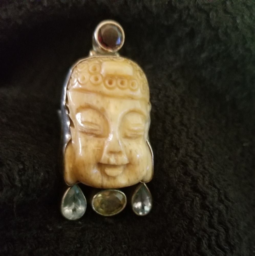 Vintage Buddha gemstone ring